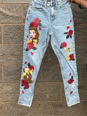 Juniors Her Universe Disney Beauty & The Beast Mom Jeans Size 1